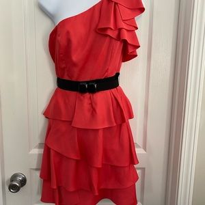 BCBG MAXAZRIA RED DEESS SIZE 4
